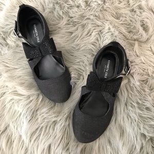 Kenneth Cole Girls Dress Shoe :: SZ 1 1/2